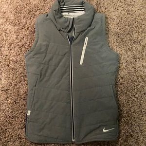 Nike women’s Golf Vest